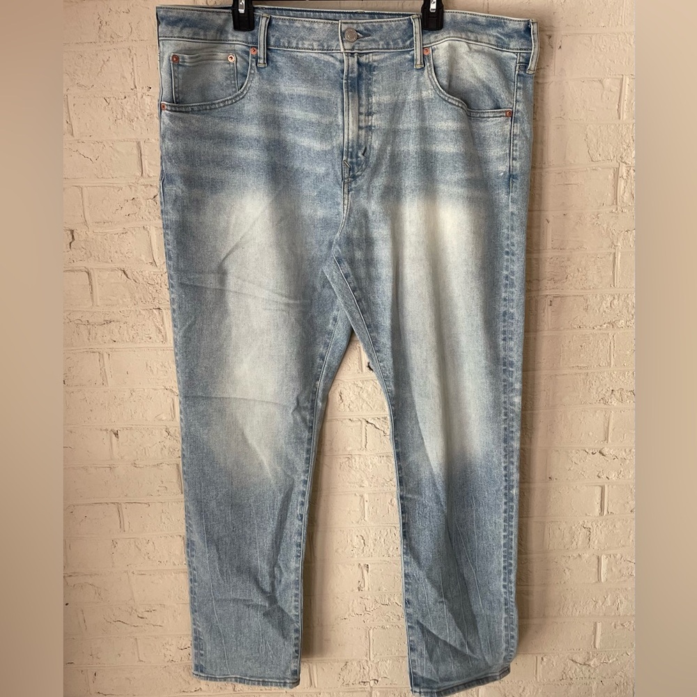American Eagle Outfitters Light Blue Athletic Fit